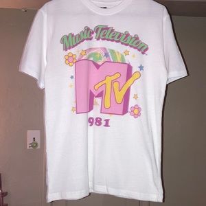 MTV shirt